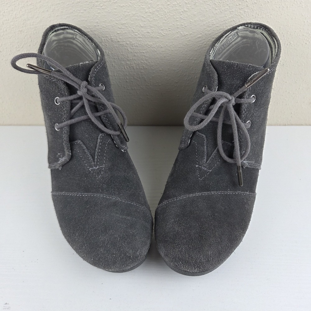 Toms Desert Suede Gray Wedge Heel Lace Up Ankle Boots Shoes Women's Size 8.5 - Picture 3 of 13